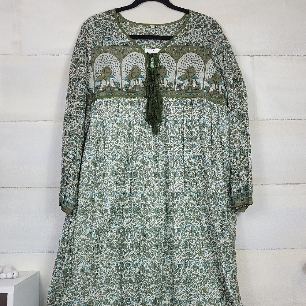 Dolma Green Floral Bohemian Dress. Size L